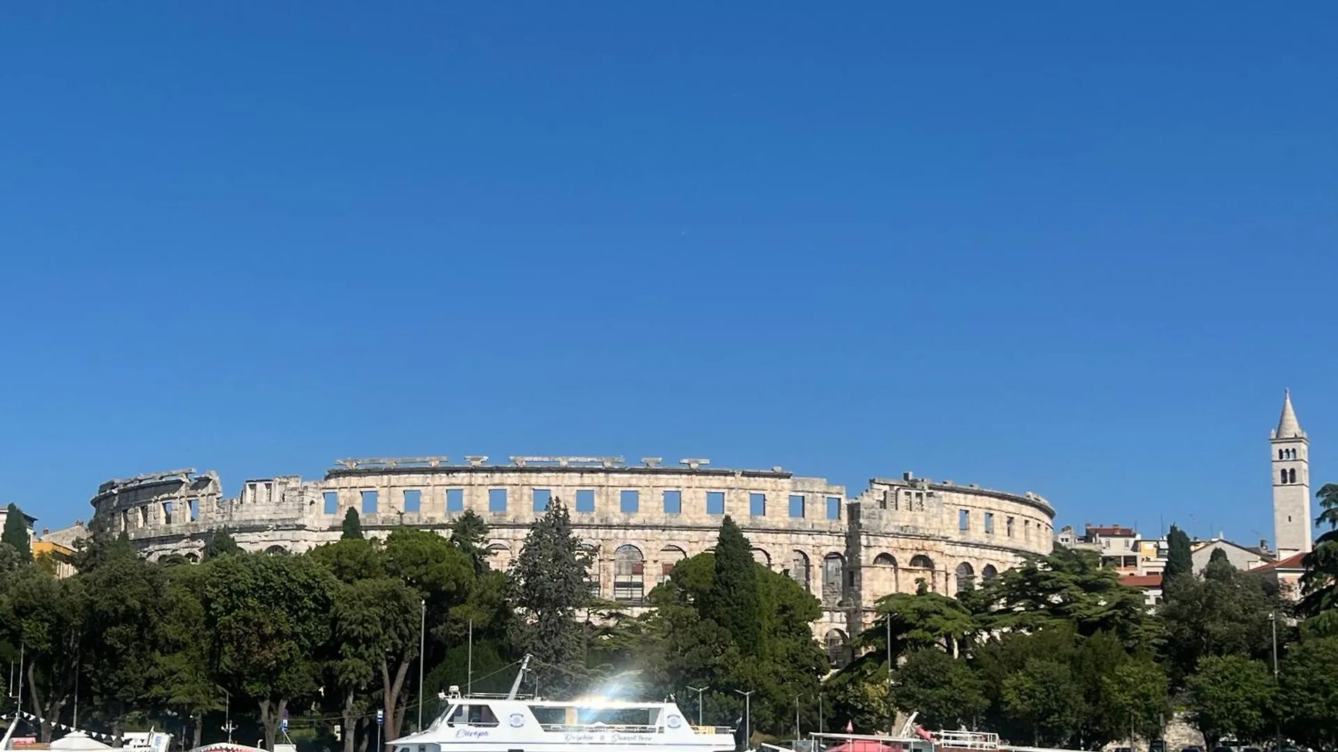 Lungo Mare Apartment With Terrace Pula Croatia